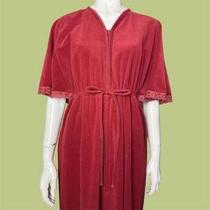 Vintage 70s 80s Red Burnt Umber Velour Zip-Up Lounge Robe with Lace Trim